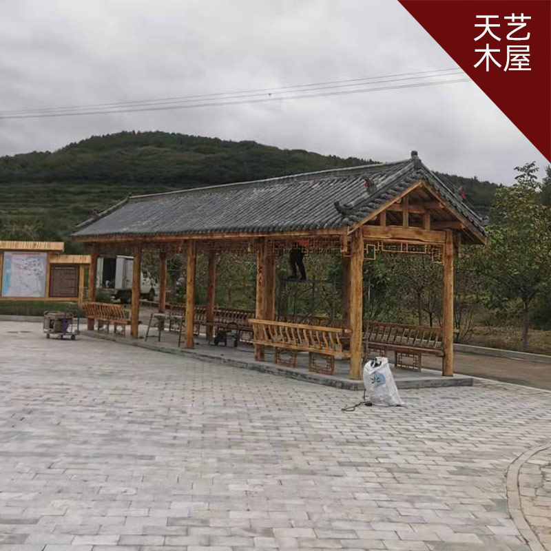 鋼結(jié)構(gòu)和防腐木板屋那個(gè)好